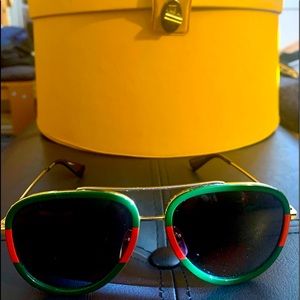 GUCCI Sunglasses! Perfect condition!